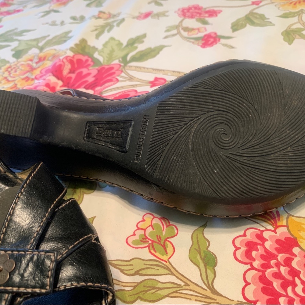 Born Sandals - Picture 3 of 6